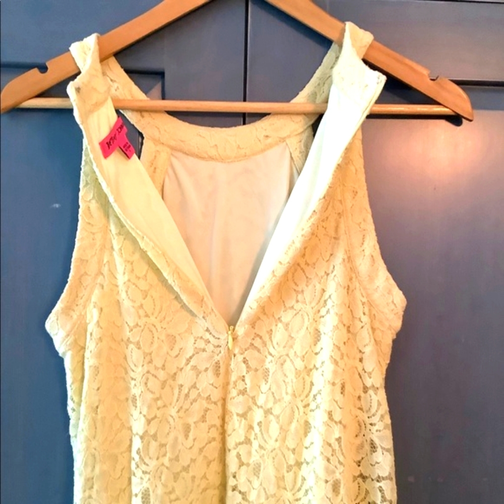 Betsy Johnson Yellow Lace A line Dress